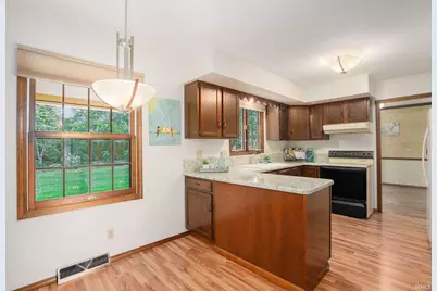 17633 Cobblestone Court, South Bend, IN 46635 - Photo 9