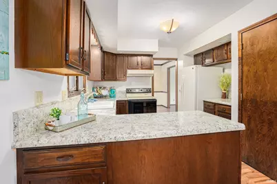 17633 Cobblestone Court, South Bend, IN 46635 - Photo 7