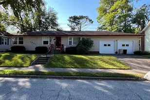 1631 Homewood Ave, Mishawaka, IN 46544 - Photo 1
