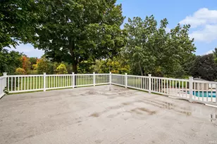 51354 Stratford Dr, Elkhart, IN 46514 - Photo 29