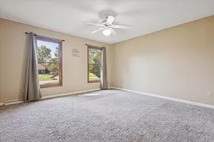 17131 Ridgefield Ct, Granger, IN 46530 - Photo 19