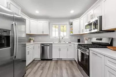 55556 Bittersweet Road, Mishawaka, IN 46545 - Photo 7