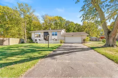 24278 Elmhurst Drive, Elkhart, IN 46517 - Photo 3