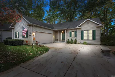 2217 Woodland Court, Elkhart, IN 46514 - Photo 9