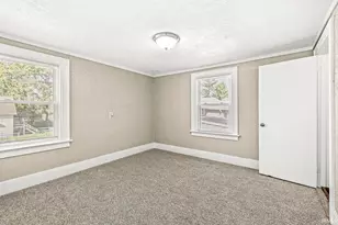 307 E Indiana Ave, South Bend, IN 46613 - Photo 13