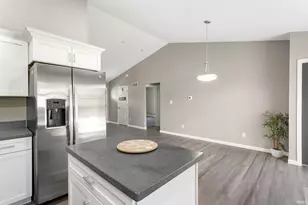 55562 Bittersweet Rd, Mishawaka, IN 46545 - Photo 9