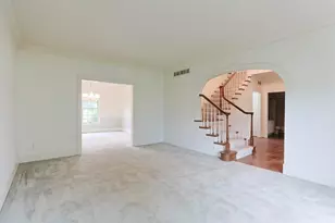 17866 Bellows Falls Dr, South Bend, IN 46614 - Photo 11