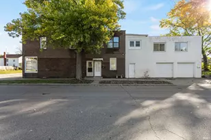 501 E Lawrence St, Mishawaka, IN 46545 - Photo 3