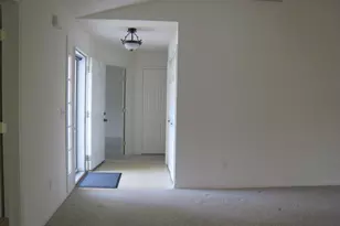 51824 Wembley Dr, South Bend, IN 46637 - Photo 5