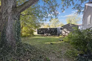 310 W Maple Ave, North Liberty, IN 46554 - Photo 13