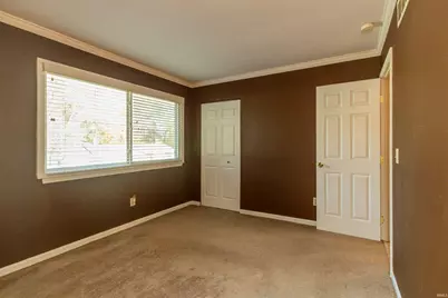 135 W Leyte Avenue, Mishawaka, IN 46545 - Photo 17