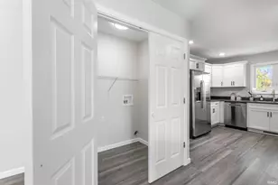 5428 Raleigh Dr, South Bend, IN 46614 - Photo 9