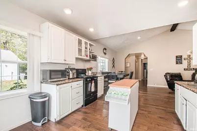 57502 Oakside Avenue, Mishawaka, IN 46544 - Photo 7