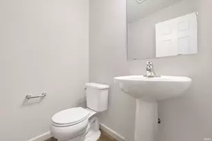 51567 Oakdale Ave, South Bend, IN 46637 - Photo 7