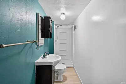 537 S 27th Street, South Bend, IN 46615 - Photo 17