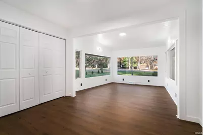 56825 Elmer Avenue, South Bend, IN 46619 - Photo 9