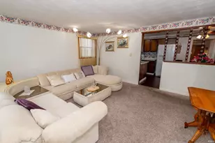 606 N Twyckenham Dr, South Bend, IN 46617 - Photo 3