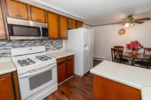 606 N Twyckenham Dr, South Bend, IN 46617 - Photo 7