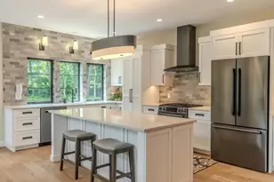 21242 Hallton Dr, Bristol, IN 46507 - Photo 7