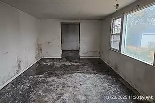 1715 Altgeld St, South Bend, IN 46614 - Photo 5