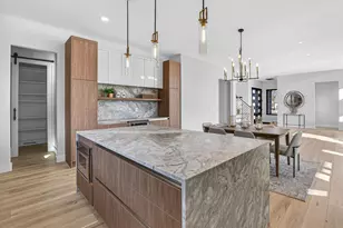 14766 Saleem Ct, Granger, IN 46530 - Photo 9