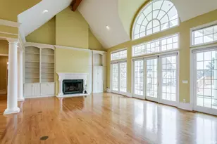 19190 Roosevelt Rd, South Bend, IN 46614 - Photo 9