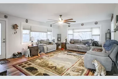 55384 Hollywood Boulevard, South Bend, IN 46628 - Photo 3