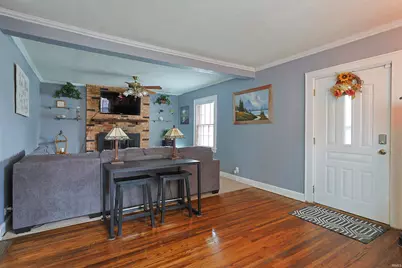 506 E Fairview Avenue, South Bend, IN 46614 - Photo 5