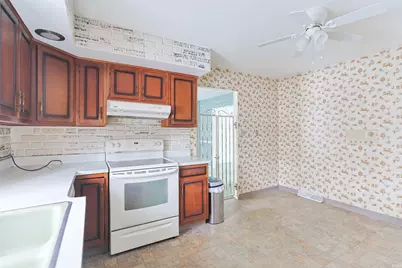 6244 Regent Court, South Bend, IN 46614 - Photo 13