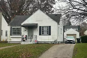 536 E Oakside St, South Bend, IN 46614 - Photo 1