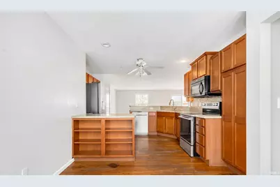 3127 Brunswick Square Drive, Mishawaka, IN 46544 - Photo 7