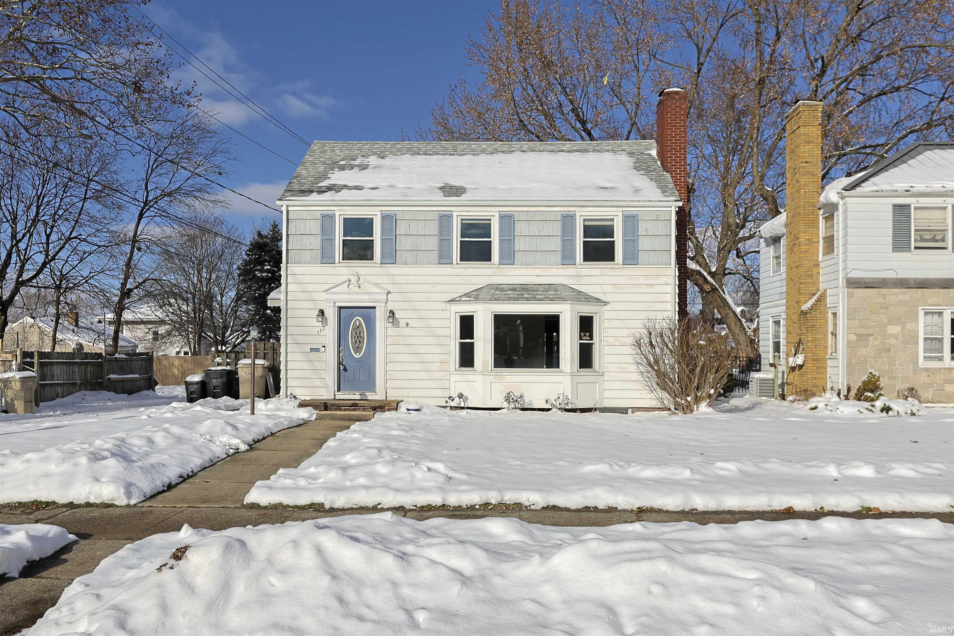 Luxury Penthouse Rentals In South Bend Reference: 113 E Tasher St South Bend In 46614 Mls 202548126