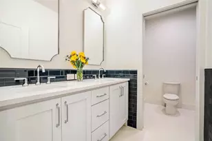 735 N Twyckenham Dr, South Bend, IN 46617 - Photo 21