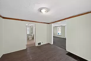 815 S 26th St, South Bend, IN 46615 - Photo 9