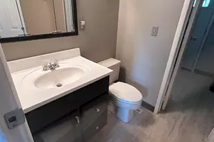 1327 Northlea Dr, South Bend, IN 46628 - Photo 3