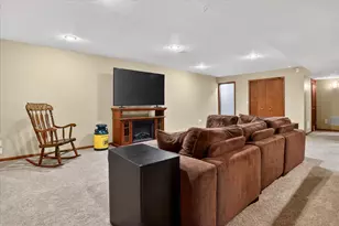 10076 Heather Lake Dr, Osceola, IN 46561 - Photo 23