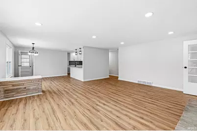 23457 Greenleaf Boulevard, Elkhart, IN 46514 - Photo 5