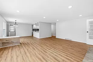 23457 Greenleaf Blvd, Elkhart, IN 46514 - Photo 5