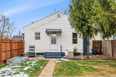 102 Helen Avenue, Mishawaka, IN 46544 - Photo 3