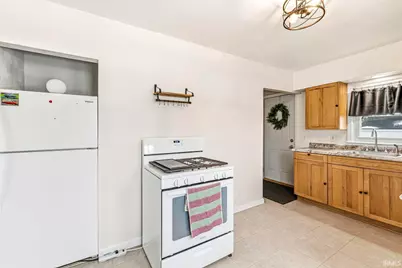 102 Helen Avenue, Mishawaka, IN 46544 - Photo 9