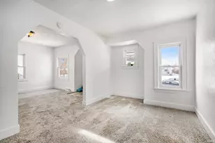 205 N Middleboro Ave, Mishawaka, IN 46544 - Photo 5