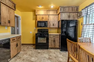 4527 Ford St, South Bend, IN 46619 - Photo 5