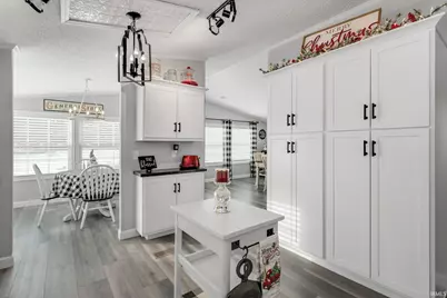 23651 Riley Road, Lakeville, IN 46536 - Photo 11