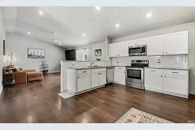 29767 Georgia Place Court, Elkhart, IN 46514 - Photo 3