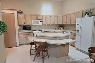 6308 Cedar Ct, South Bend, IN 46614 - Photo 7