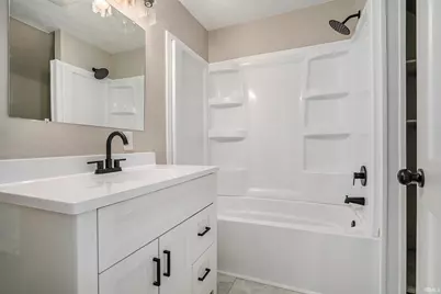 201 College Street, South Bend, IN 46628 - Photo 21