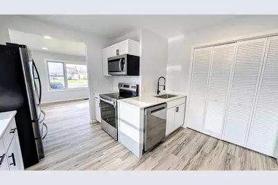 3610 S Saint Joseph Street, South Bend, IN 46614 - Photo 9