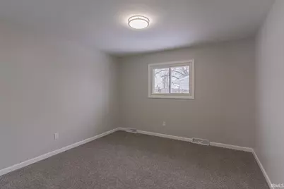 201 E Russ Avenue, Mishawaka, IN 46545 - Photo 9