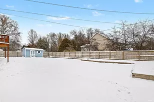 60220 Ruby St, South Bend, IN 46614 - Photo 23