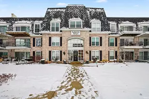 820 Lincolnway W, Mishawaka, IN 46544 - Photo 1